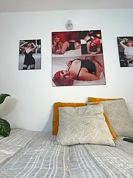 zafiro mo0n online show from 02-07-25, 09:26