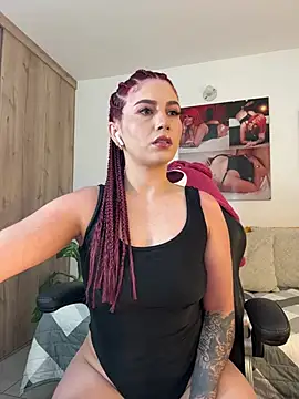 zafiro mo0n online show from 02-19-25, 10:20