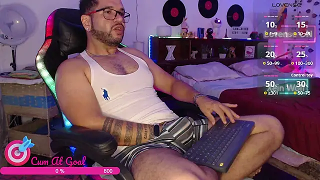 Xein WoIf online show from 05-11-26, 04:04