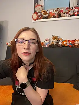 FinaFoxy online show from 07-06-26, 09:28