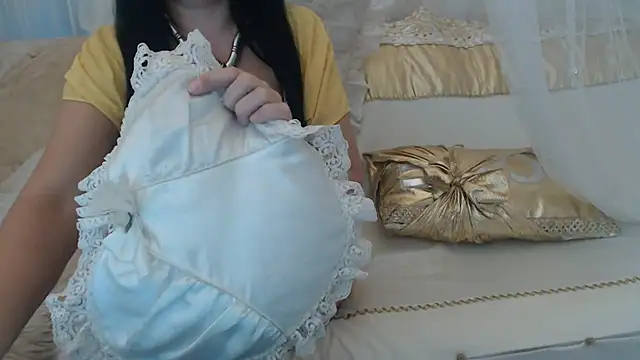 Mia-Montal777 online show from 07-12-26, 06:26