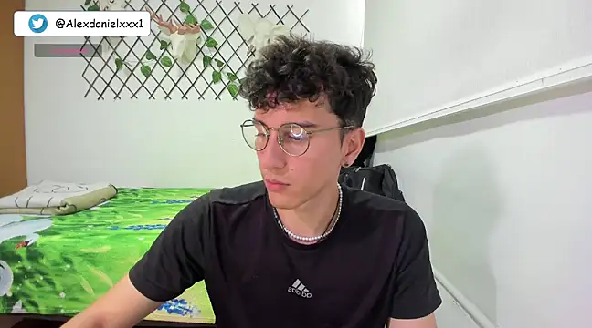 Snapshot of Jackson_Careyy chatting on 03-13-25, 08:43 Jackson Careyy online show from 03-13-25, 08:43