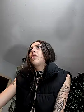 VickyJackson  online show from 03-11-26, 11:11