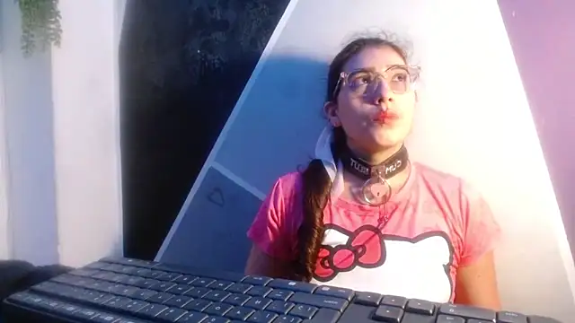 DaMikaela  online show from 02-20-26, 01:55