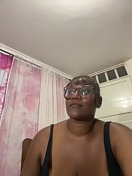 LiraRusso online show from 03-13-26, 03:02