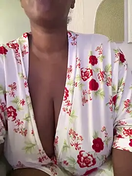 LiraRusso online show from 04-05-26, 10:29