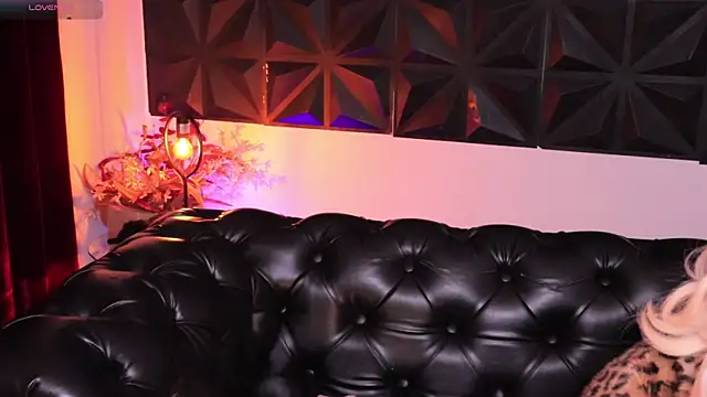 Snapshot of Misselektra__ chatting on 02-07-25, 08:11 Misselektra online show from 02-07-25, 08:11