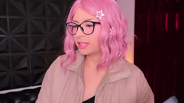 Snapshot of Misselektra__ chatting on 02-18-25, 04:04 Misselektra online show from 02-18-25, 04:04