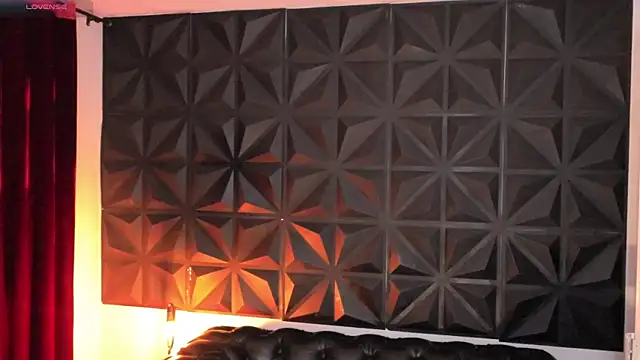 Snapshot of Misselektra__ chatting on 02-25-25, 03:42 Misselektra online show from 02-25-25, 03:42