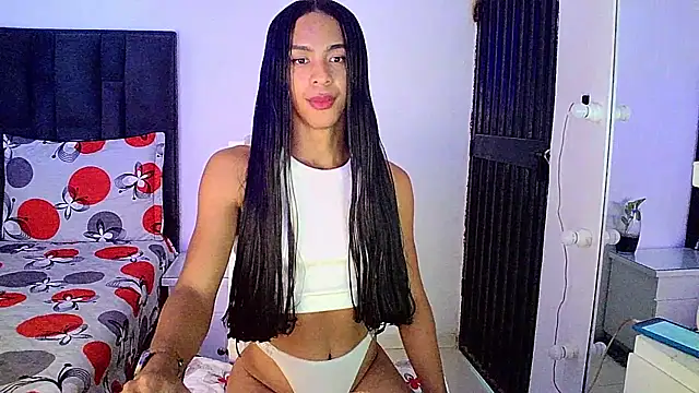 Snapshot of carmen14 chatting on 01-11-25, 09:04 carmen14 online show from 01-11-25, 09:04