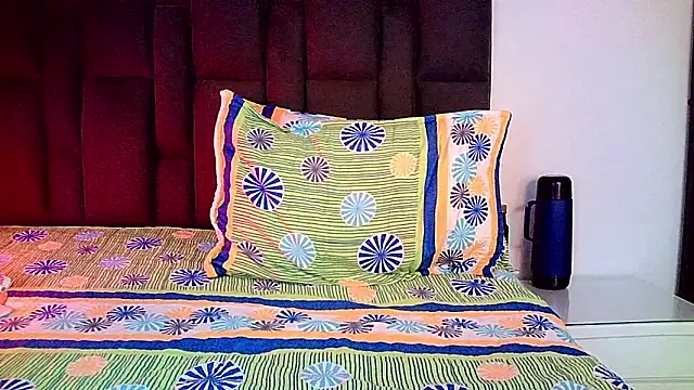 Snapshot of carmen14 chatting on 10-11-25, 12:54 carmen14 online show from 10-11-25, 12:54