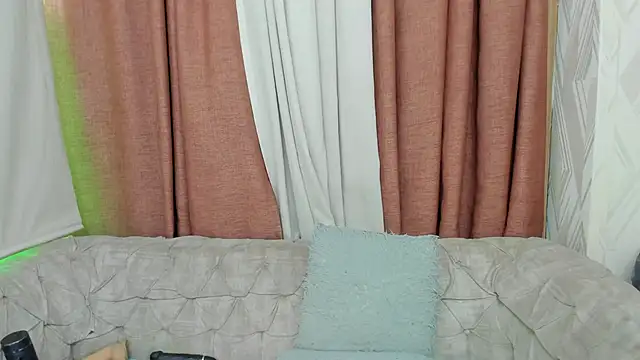 Snapshot of alanismorgan chatting on 01-28-25, 02:31 alanismorgan online show from 01-28-25, 02:31