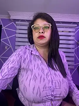 Snapshot of MiiaaJoness chatting on 04-15-26, 09:15 MiiaaJoness online show from 04-15-26, 09:15