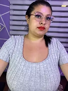 Snapshot of MiiaaJoness chatting on 04-22-26, 03:57 MiiaaJoness online show from 04-22-26, 03:57