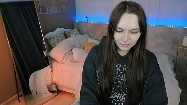 ChloeSunny online show from 05-29-26, 02:04
