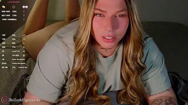 Snapshot of IsabellaFigueredo__ chatting on 12-17-25, 11:55 IsabellaFigueredo online show from 12-17-25, 11:55