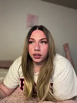 Snapshot of IsabellaFigueredo__ chatting on 03-08-26, 03:49 IsabellaFigueredo online show from 03-08-26, 03:49