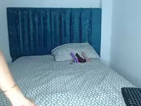 Snapshot of ayy_falcon chatting on 01-20-25, 10:48 ayy falcon online show from 01-20-25, 10:48