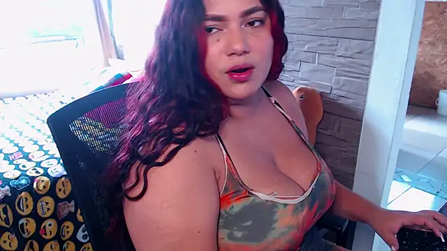 girl milk2 online show from 06-01-26, 05:58