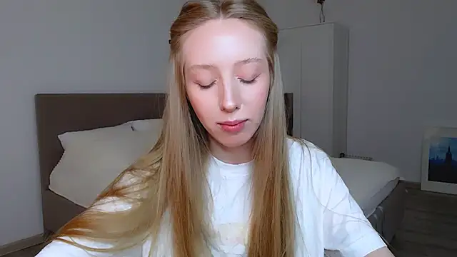 Luna insniity online show from 01-03-25, 09:26