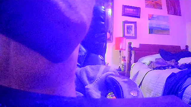 druetrue online show from 10-29-25, 03:42