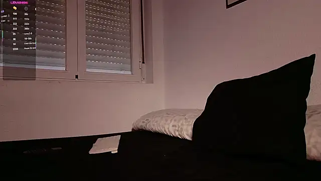 mrj99219 online show from 04-18-26, 06:06