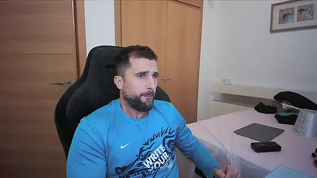 alex877x online show from 11-05-25, 04:40