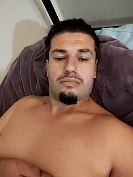 Snapshot of Badcuzwefun187 chatting on 10-14-25, 09:04 Badcuzwefun187 online show from 10-14-25, 09:04