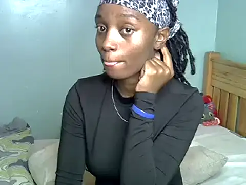 Snapshot of Enkarxx chatting on 01-19-25, 11:53 Enkarxx online show from 01-19-25, 11:53