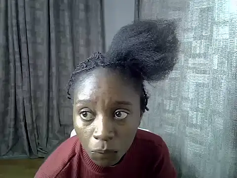 Snapshot of Enkarxx chatting on 09-17-25, 05:14 Enkarxx online show from 09-17-25, 05:14