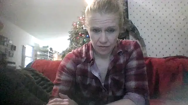 lisamatty4601 online show from 12-28-24, 10:55