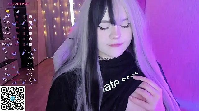 SelenaCute online show from 03-05-26, 05:58