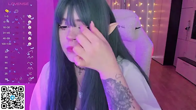 SelenaCute online show from 03-23-26, 05:44