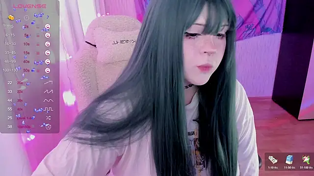 SelenaCute online show from 06-12-26, 09:08