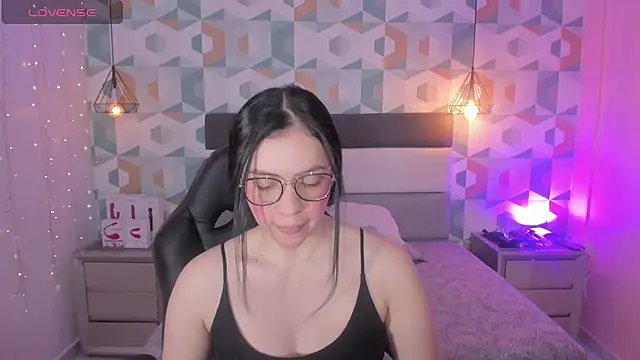 megancero online show from 02-19-25, 12:33