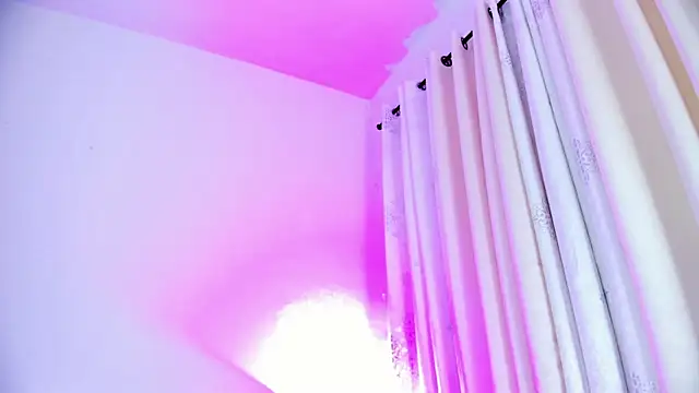 Snapshot of Abby__colins chatting on 12-17-24, 06:53 Abby  colins online show from 12-17-24, 06:53