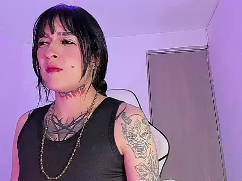 Snapshot of sarah_benjjaminn chatting on 04-30-26, 11:38 sarah benjjaminn online show from 04-30-26, 11:38