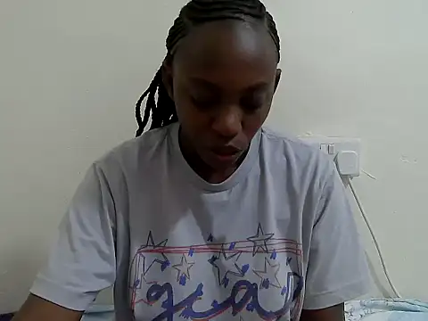 lizbela1 online show from 09-29-25, 09:03