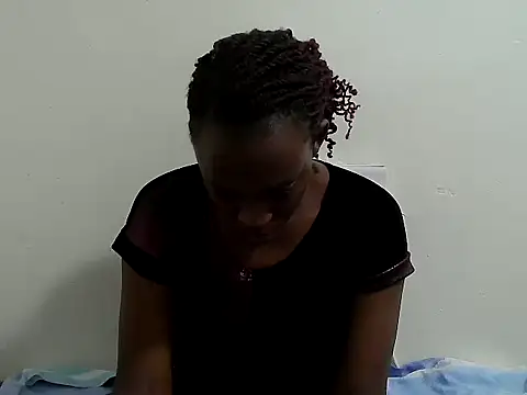 Snapshot of lizbela1 chatting on 06-12-26, 07:46 lizbela1 online show from 06-12-26, 07:46