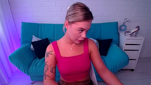 RikaRaily online show from 09-21-25, 06:48