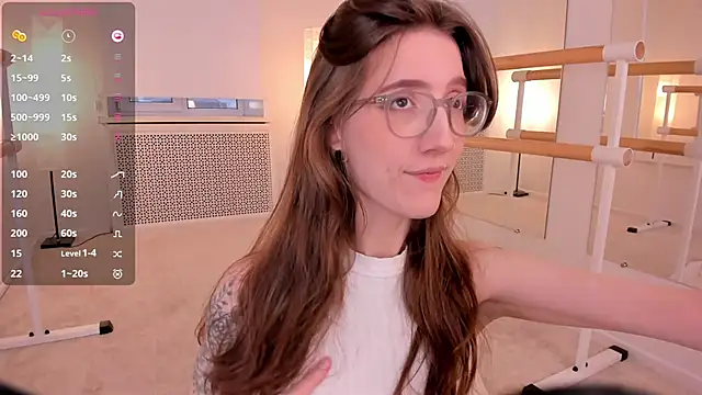 Snapshot of Lola_Missy chatting on 10-11-25, 05:17 Lola Missy online show from 10-11-25, 05:17