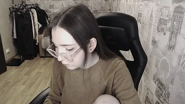 Snapshot of AmeliaKamishiro chatting on 02-23-25, 09:05 AmeliaKamishiro online show from 02-23-25, 09:05