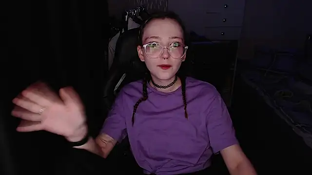 Snapshot of AmeliaKamishiro chatting on 11-26-25, 03:18 AmeliaKamishiro online show from 11-26-25, 03:18