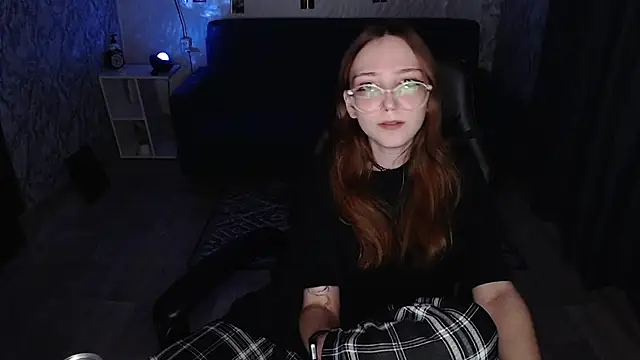 AmeliaKamishiro online show from 06-24-26, 11:26