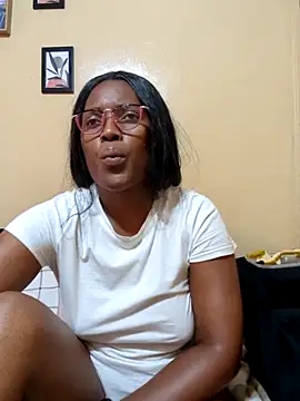 Malaika Nkosi online show from 09-25-25, 01:59