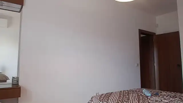 SexyandMarried1 online show from 11-02-25, 01:46