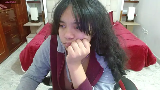 laureentt  online show from 03-14-25, 06:10