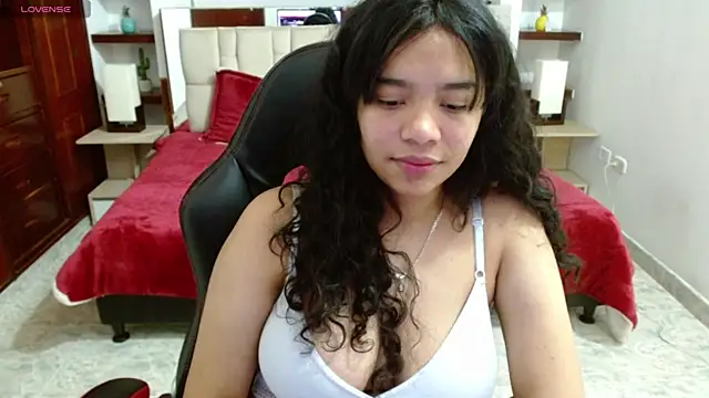 laureentt  online show from 03-21-25, 03:12