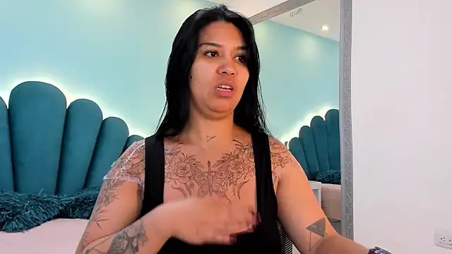 sharlott18 online show from 01-08-26, 12:29