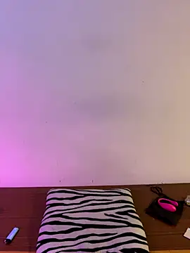 Felicia smok3 online show from 12-05-25, 02:20